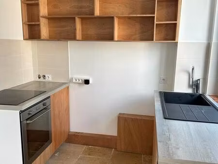 maison 4 chambres. jardin. au calme