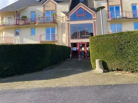 appartement de 95 m2 avec garage et balcon à louer à quimper  quartier du braden