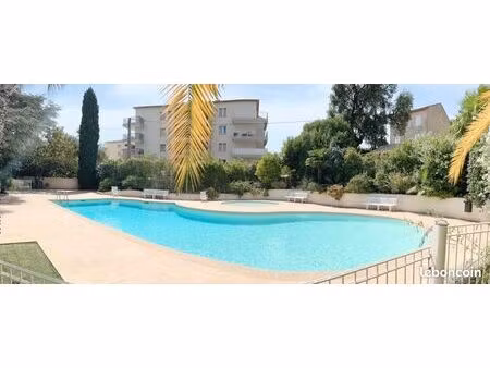 garage 12m2 porte electrique