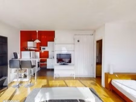 studio rue delpech amiens