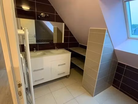 maison 120 m2 libre au 15 mars 2026 proximité pontivy puméliau