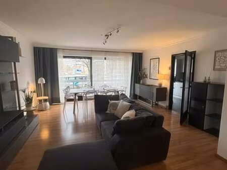 appartement lumineux meublé 3 chambres à louer à mons