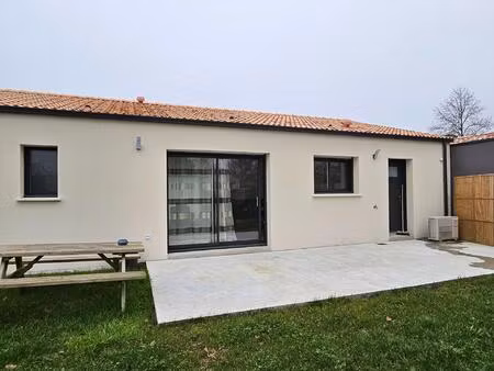 maison neuve plain pied les clouzeaux