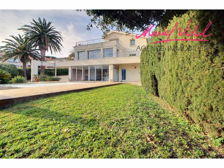 achat port - vendres - propriété et emplacement d'exception