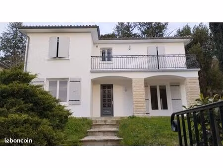 maison à louer centre ville de confolens