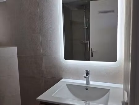 studio 27 m² refait à neuf – centre-ville de chambourcy