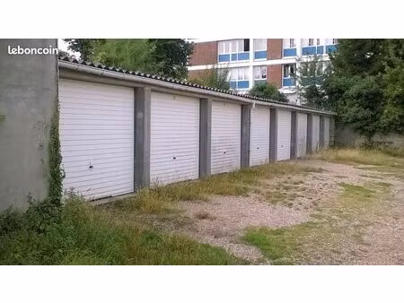 garage à louer