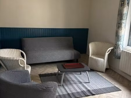 appartement meublé centre-ville fontenay le comte