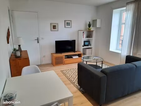 t2 meublé à genas 750 hors charges