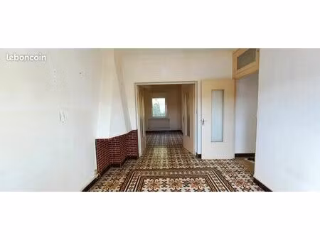 appartement t3 très lumineux au calme en centre-ville  garage et cave