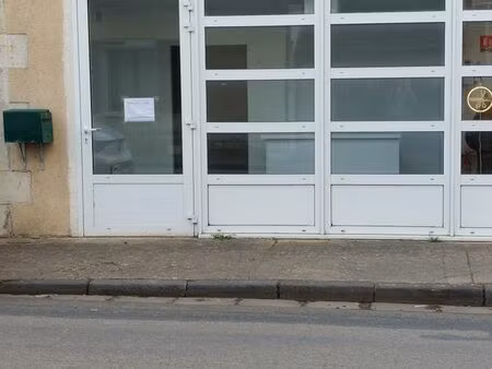 local bureau commercial à loué