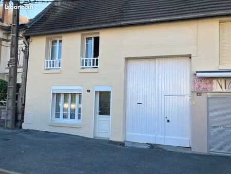 maison de ville f3 ressons sur matz