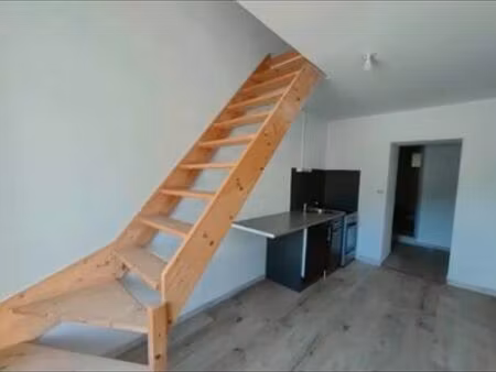jolie appartement f2 entièrement refait à neuf