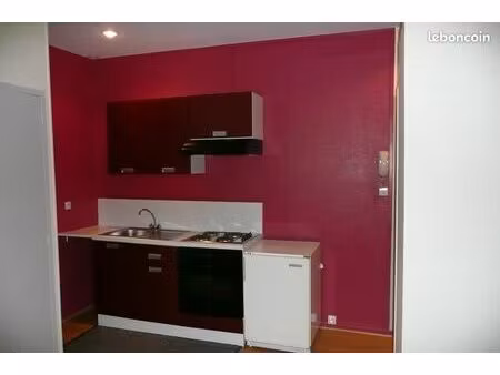 f2 place de l'arbonnoise lille