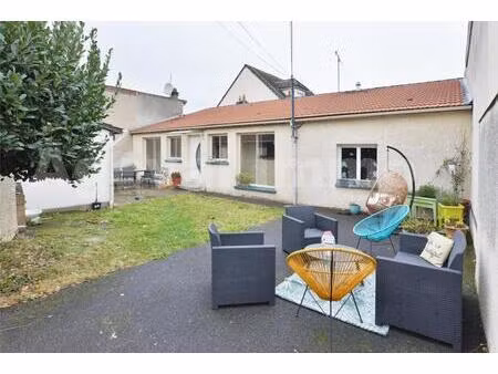 maison 4 pièces proche écoles jardin