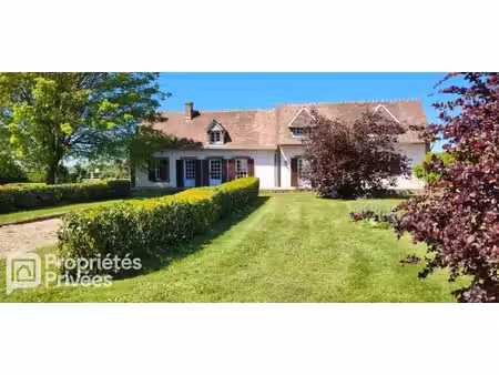 propriété de campagne (+prairie)