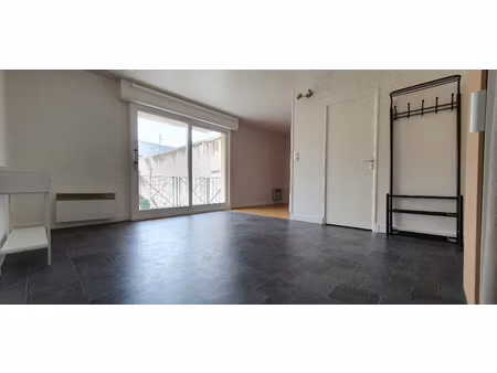 olivet bourg - studio avec balcon