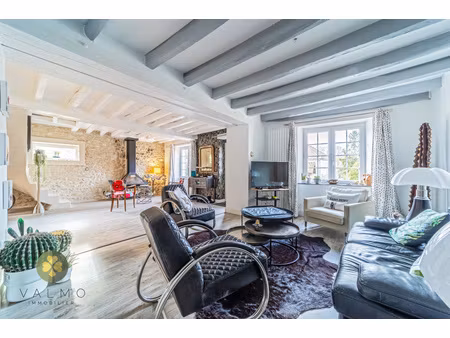 maison 8pièce(s) 4chambre(s) 165 m² villette (78930)