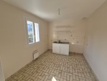 appartement en location 558 eur à laguenne avec agence besse r