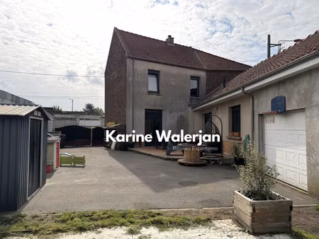 spacieuse maison familiale 145 m2 individuelle - 4 chambres- jardin clos et grand stationn