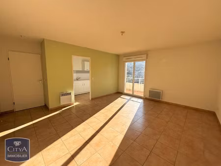appartement à louer 3 pièces 63.5 m² - château-arnoux-saint-auban (04) - 609€