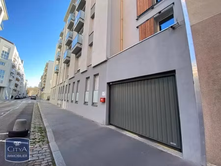 parking à louer - lyon 3e arrondissement (69003) - 109€