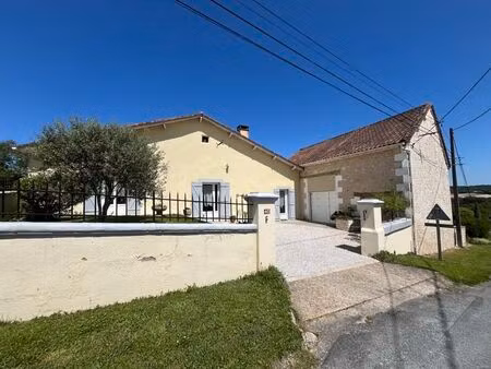 vente maison 4 pièces 136 m² saint-germain-du-salembre (24190)