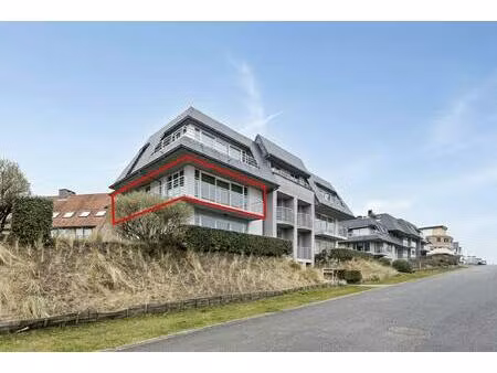 hoekappartement met 2 slaapkamers en garage in sint-idesbald