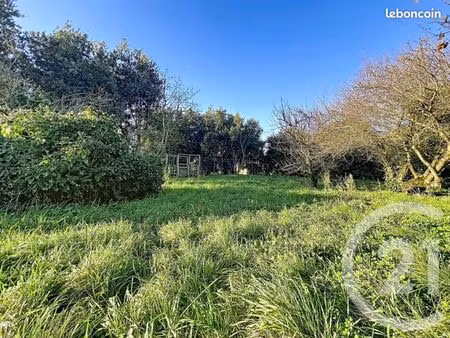 terrain 759 m² saint froult