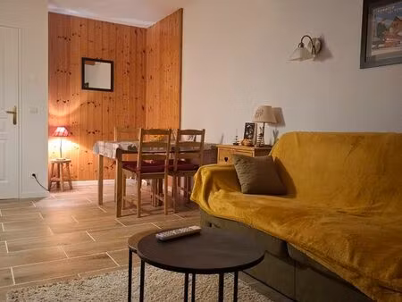 t2 a vendre avec place de parking privée