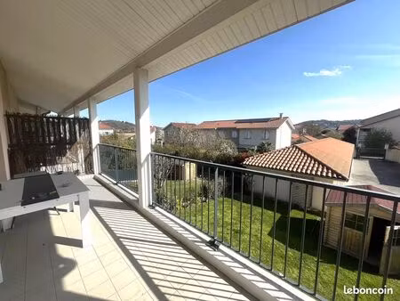 grand t3 en plein cœur de septème villlage