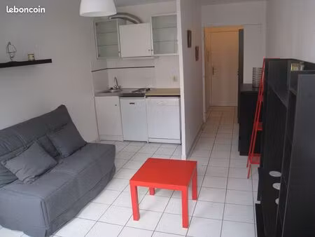 location studio meublé - châtillon 92320