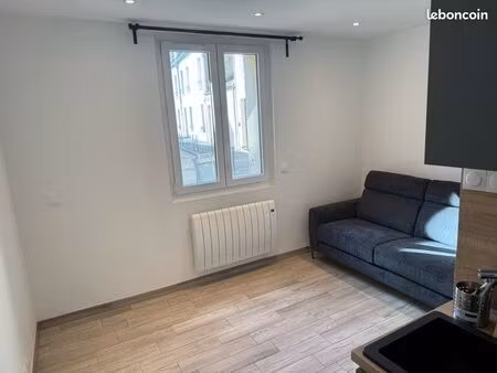 studio meublé 23 10 m² – centre-ville étampes – 25 min paris (ter direct)