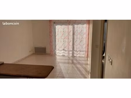 appartement t2 45m2 avec balcon et parking