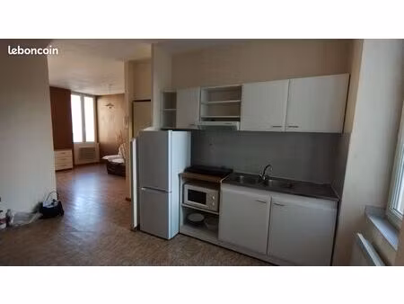 valence f2 meublé av garage la tour maubourg