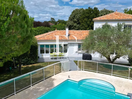 a vendre maison 7 pieces 200 m²