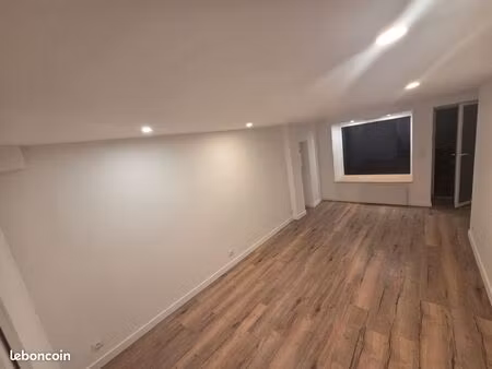 local commercial - centre saint aubin d'aubigné