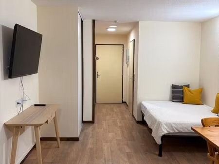 location studio a brides les bains