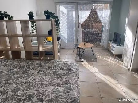 appartement t1 meublé – 32 m² – proche paris à 50m du t9