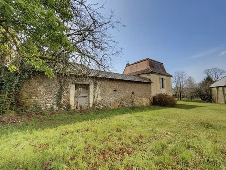 vente ferme 4 pièces 100 m² à vergt (24380)  238 500 €