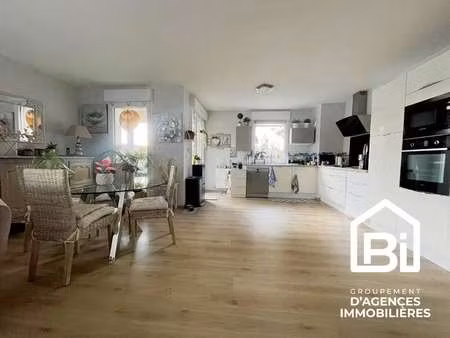vente appartement 3 pièces à courseulles-sur-mer (14470) : à vendre 3 pièces / 93m² course