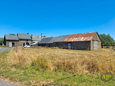 bâtisse en pierre isse 132 m2