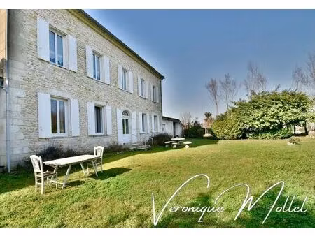 vente maison 9 pièces 343 m² lesparre-médoc (33340)