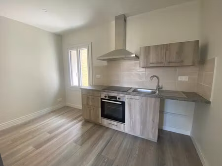 location appartement 3 pièces  53.10m²  saint