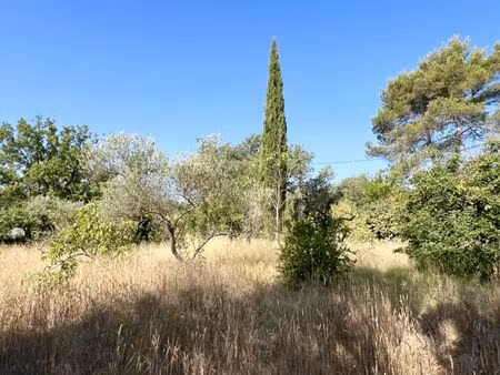 vente terrain neuf 850m2 garéoult - 145000 € - surface privée