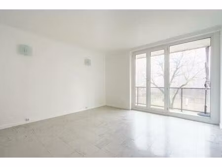 appartement de 3 pièces de 64 m² à rosny-sous-bois