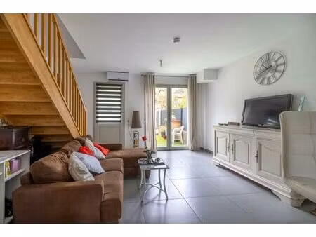 maison de 3 pièces de 63 m² à le revest-les-eaux