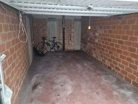 garage à louer à wavre  parc des saules