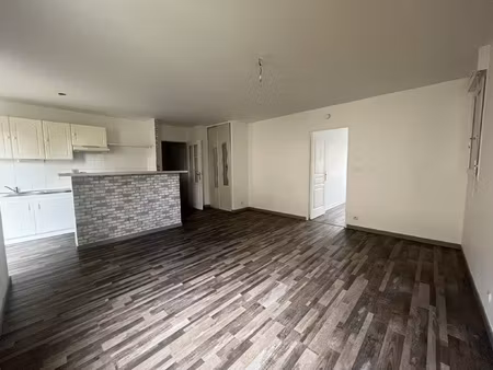 grand 2 pièces  lumineux