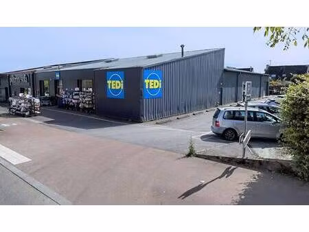 local commercial à louer